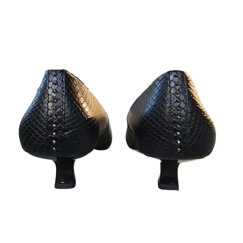 Donald Pliner CRISTINE Studded Snakeskin Kitten Heel Pumps 10 - Picture 4 of 12